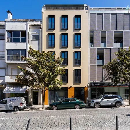 196 Andrade Corvo Collection By Minhos Guest Braga